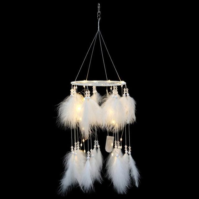 Heart Shape Creative Handmade Vintage Dream Catcher Wedding Decoration LED Handmade Heart Shape Feather Design Dream Catchers For Wall Hanging Decor Home Decoration Festival Gift Wind Chimes Party Feather Room Decor